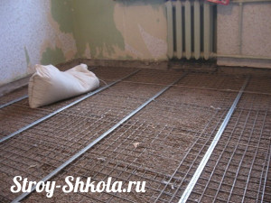 Армирующая сетка для стяжки пола - фото