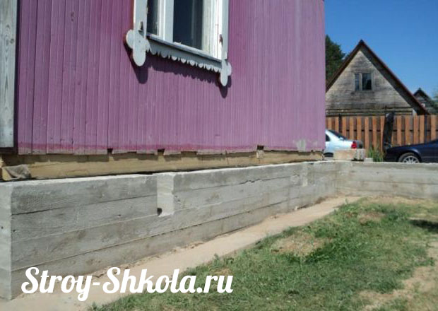 Как укрепить фундамент деревянного дома