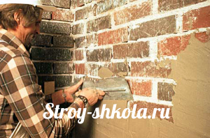 Процесс укладки штукатурки для влажных помещений