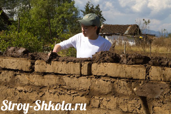 Кирпичи из глины и соломы своими руками