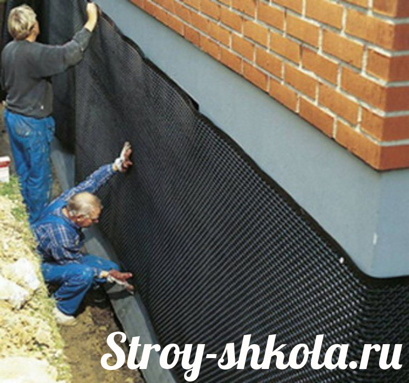Утепление фундамента своими руками